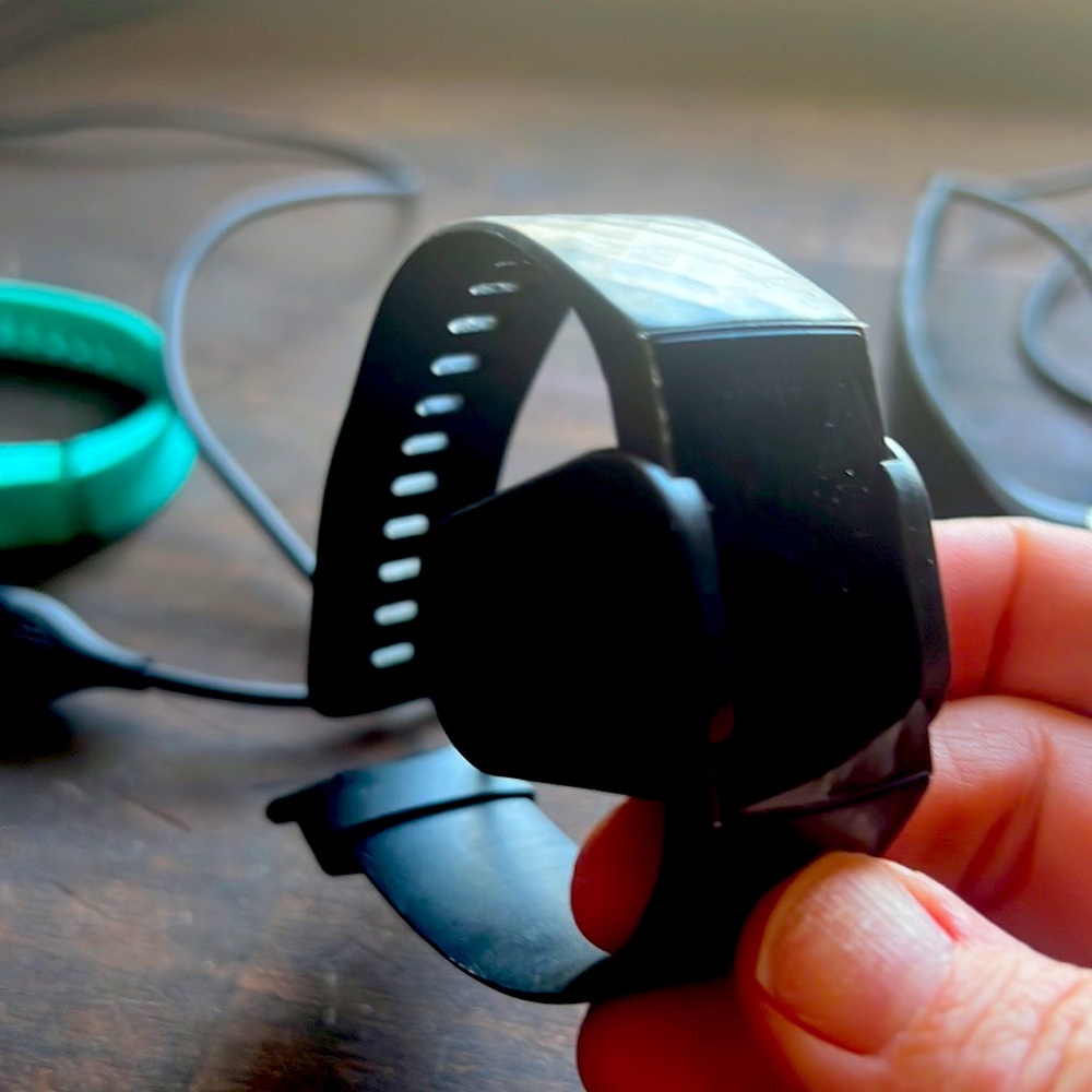 FITBIT CHARGE